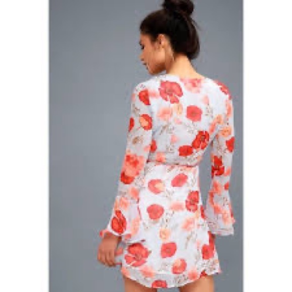 *NWT* Lulus blue and red/orange Floral Long sleeve wrap summer mini dress size S - Picture 5 of 6